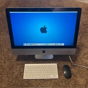 21-inch Apple iMac Computer with Expensive Software